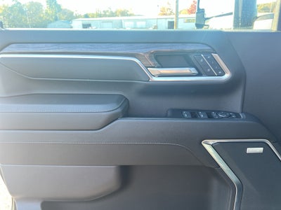 2025 Chevrolet Silverado LTZ