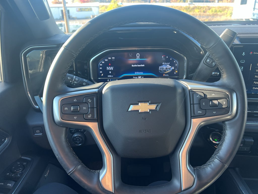 2025 Chevrolet Silverado LTZ