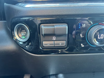 2025 Chevrolet Silverado LTZ