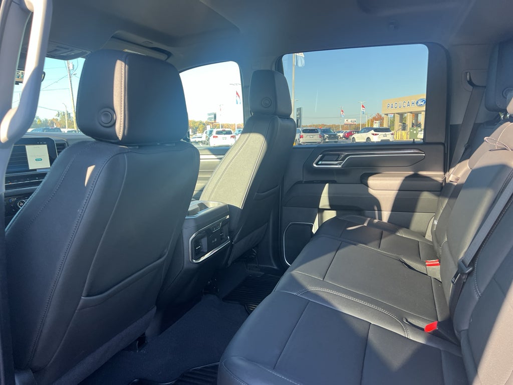 2025 Chevrolet Silverado LTZ