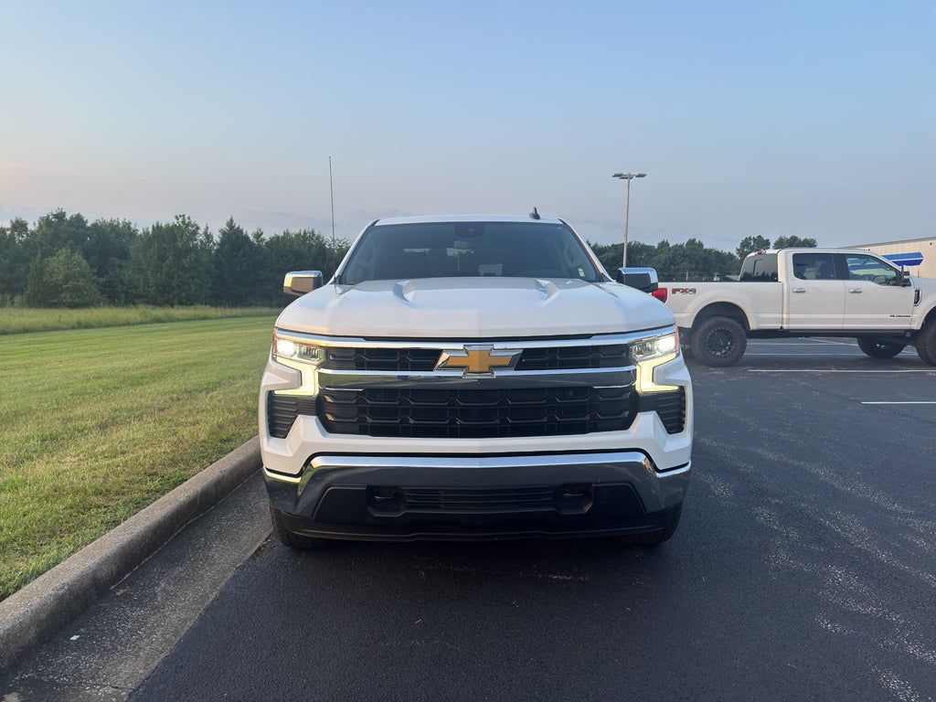 2023 Chevrolet Silverado LT