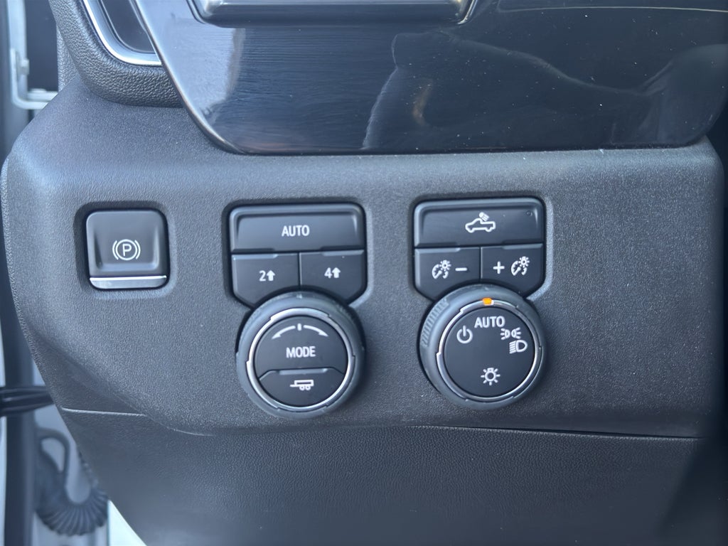 2023 Chevrolet Silverado LT