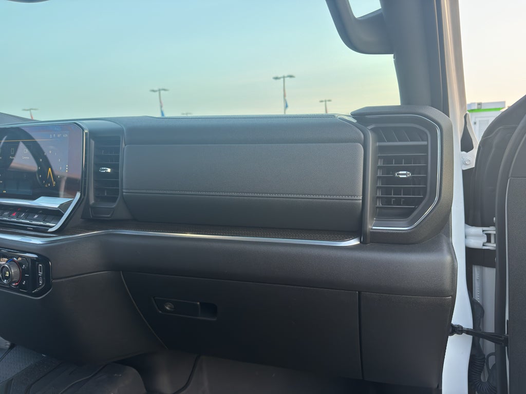 2023 Chevrolet Silverado LT