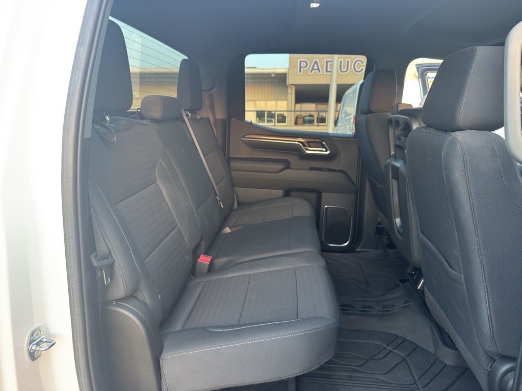 2023 Chevrolet Silverado LT
