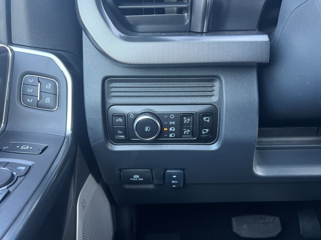 2023 GMC Sierra Denali