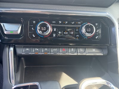 2023 GMC Sierra Denali