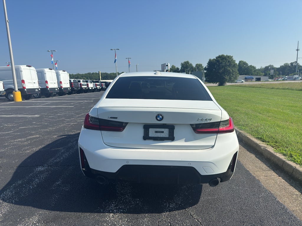 2025 BMW 3 series 330i xDrive