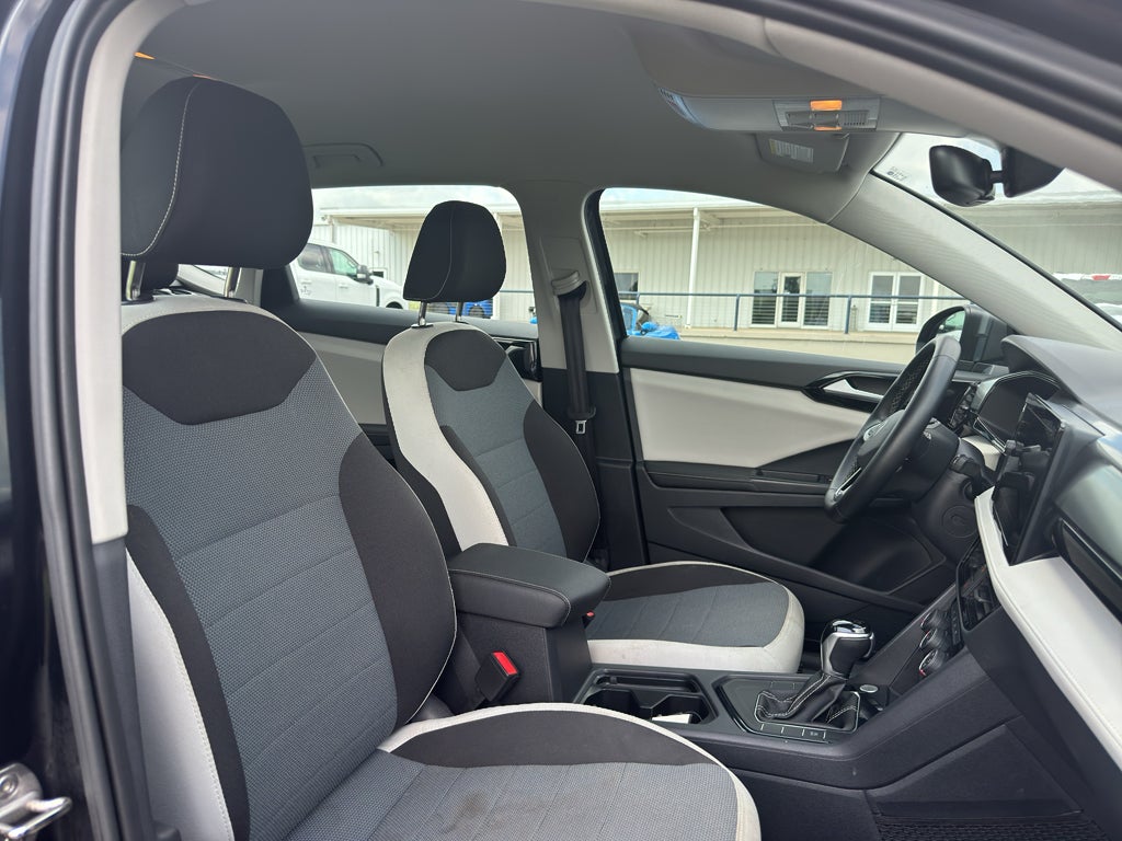 2025 Volkswagen Taos S