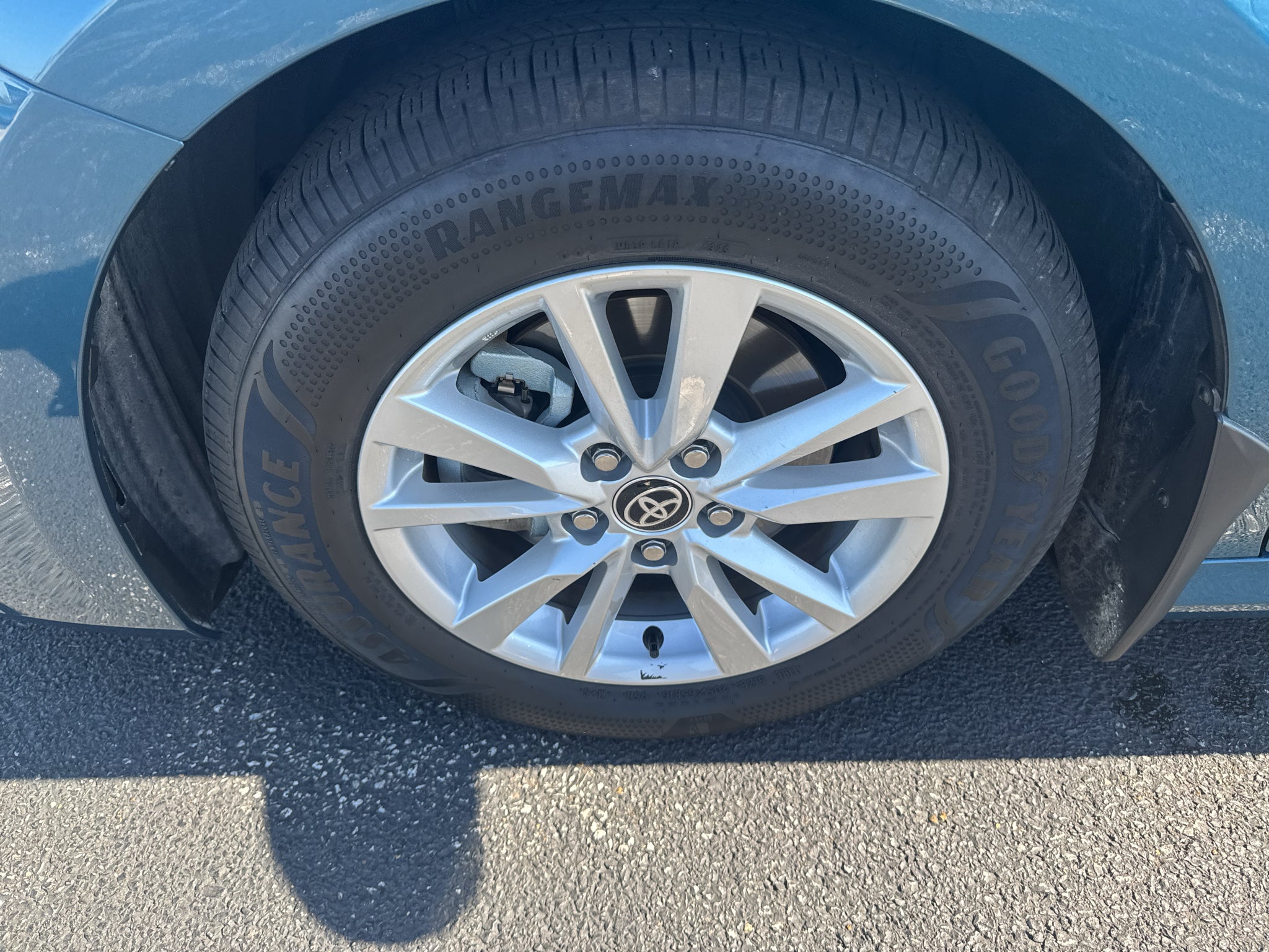 2026 Toyota Camry Hybrid LE