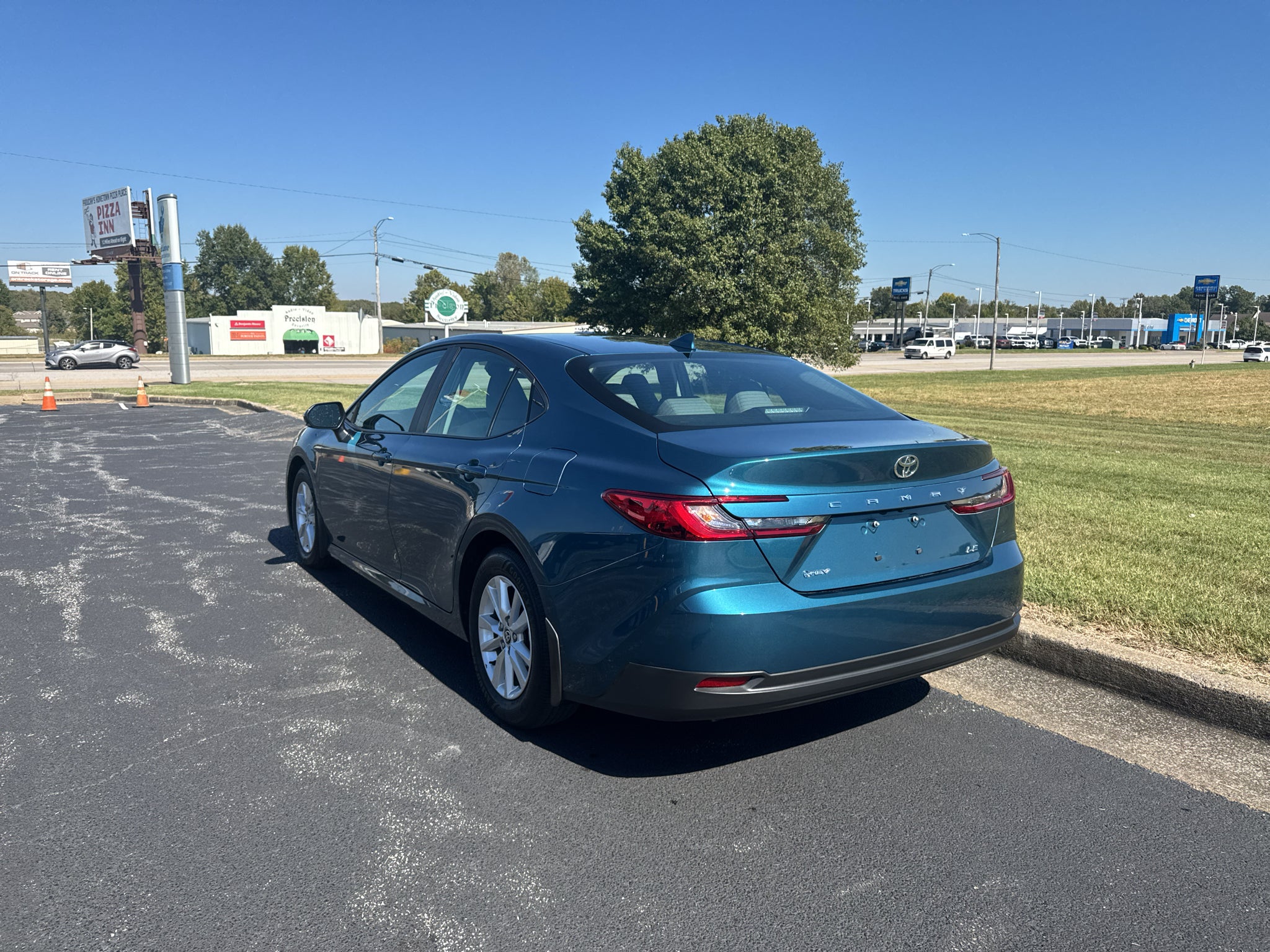2026 Toyota Camry Hybrid LE