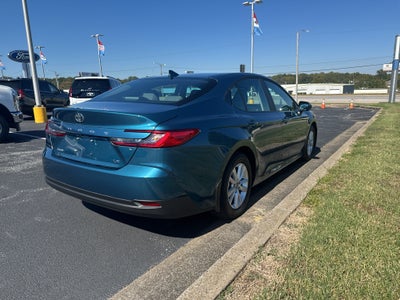 2026 Toyota Camry Hybrid LE