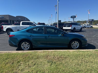 2026 Toyota Camry Hybrid LE