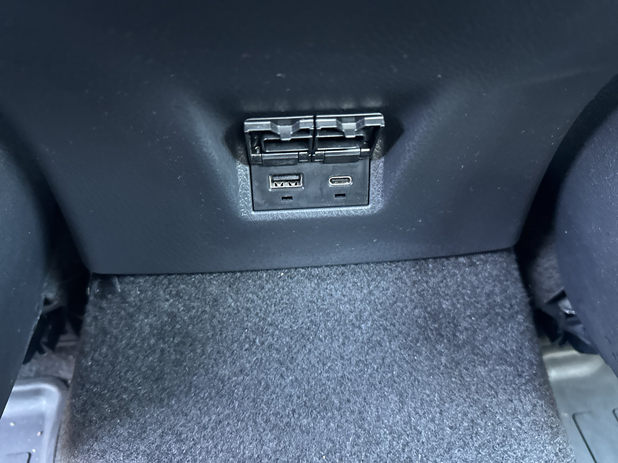 2026 Toyota Camry Hybrid LE