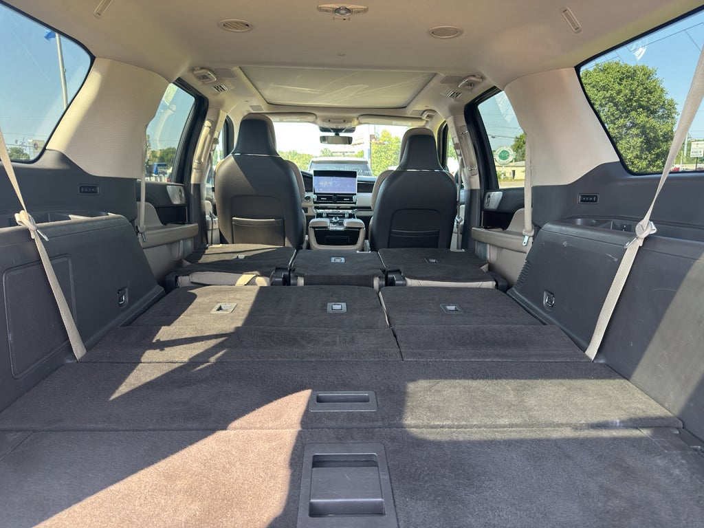 2022 Lincoln Navigator L Reserve