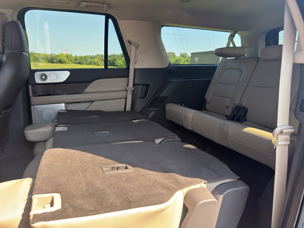 2022 Lincoln Navigator L Reserve
