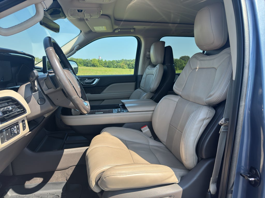 2022 Lincoln Navigator L Reserve