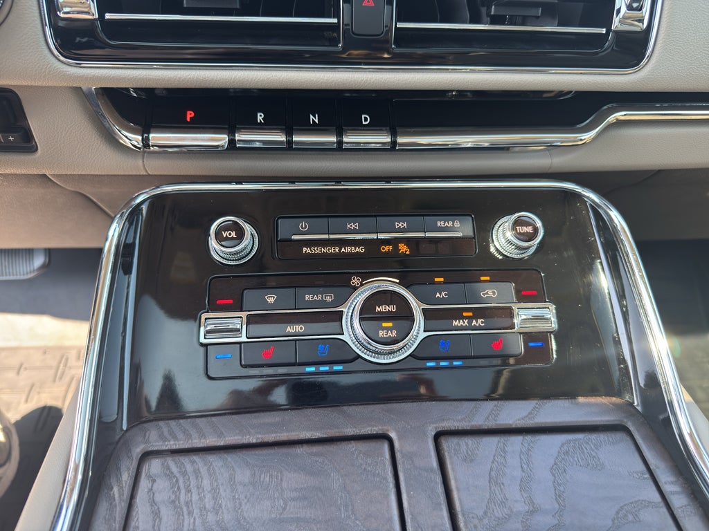 2022 Lincoln Navigator L Reserve