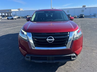 2022 Nissan Pathfinder SV