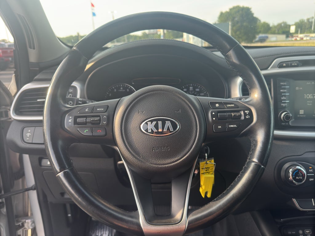 2017 Kia Sorento LX