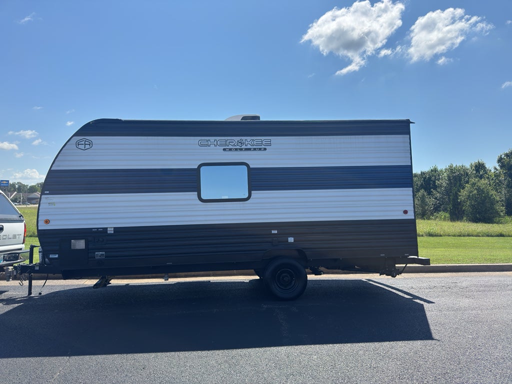 2025 FORREST RIVER CHEROKEE Base