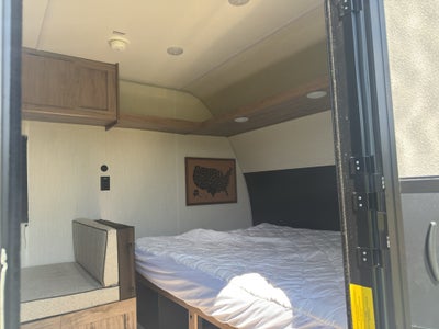 2025 FORREST RIVER CHEROKEE Base
