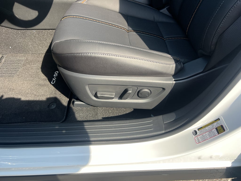 2025 Mazda Mazda CX-50 Hybrid Premium AWD