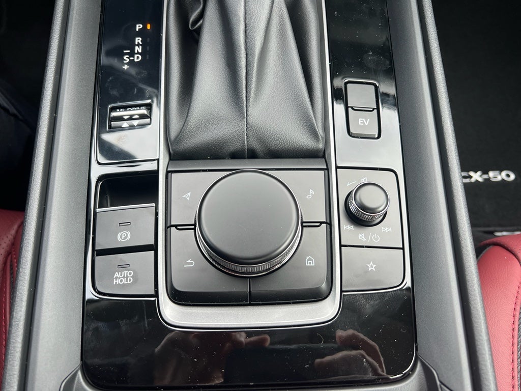 2026 Mazda Mazda CX-50 Hybrid Premium AWD