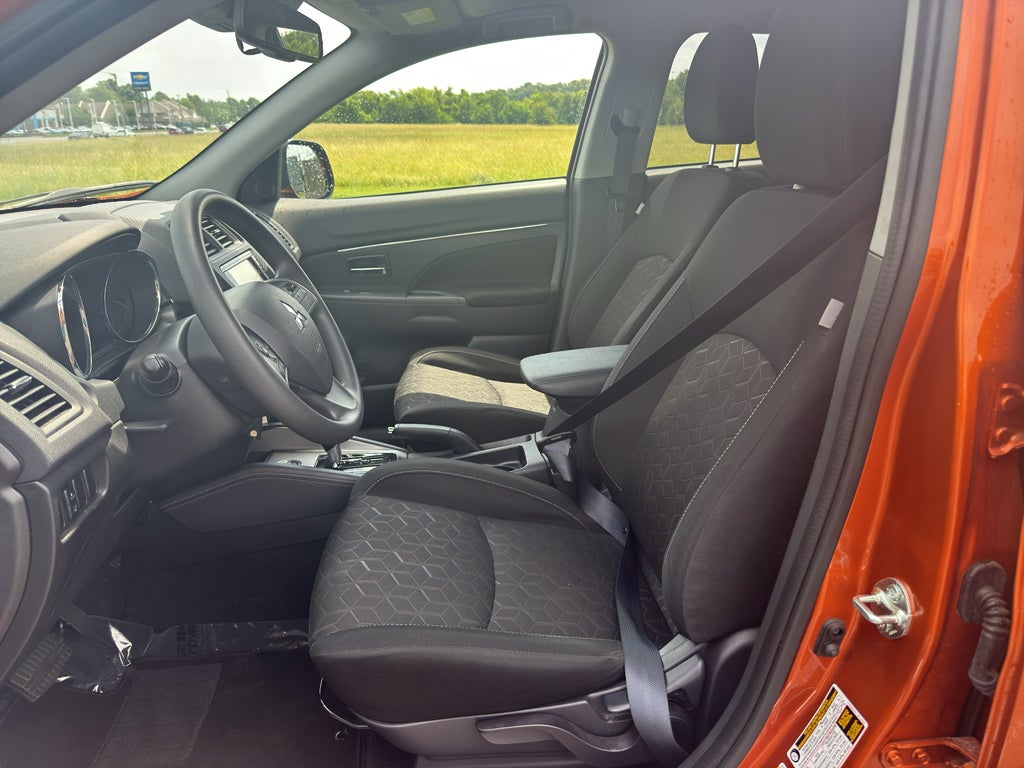 2024 Mitsubishi Outlander Sport ES