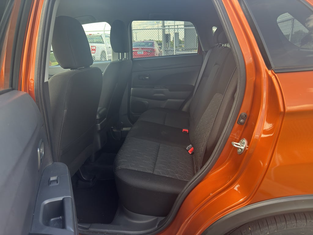 2024 Mitsubishi Outlander Sport ES