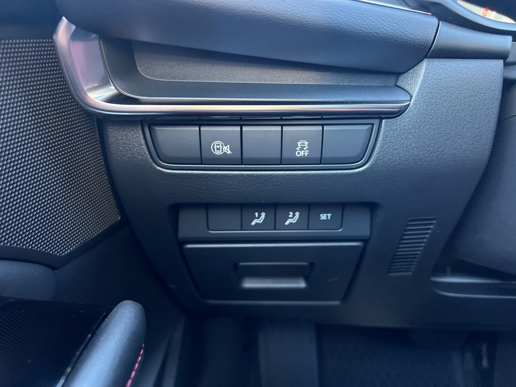 2026 Mazda Mazda3 Hatchback 2.5 S Carbon Edition AWD