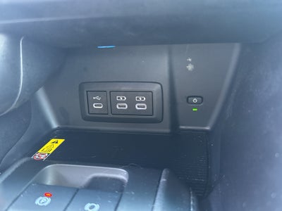 2024 Toyota Venza LE