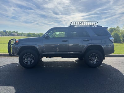 2020 Toyota 4Runner Venture