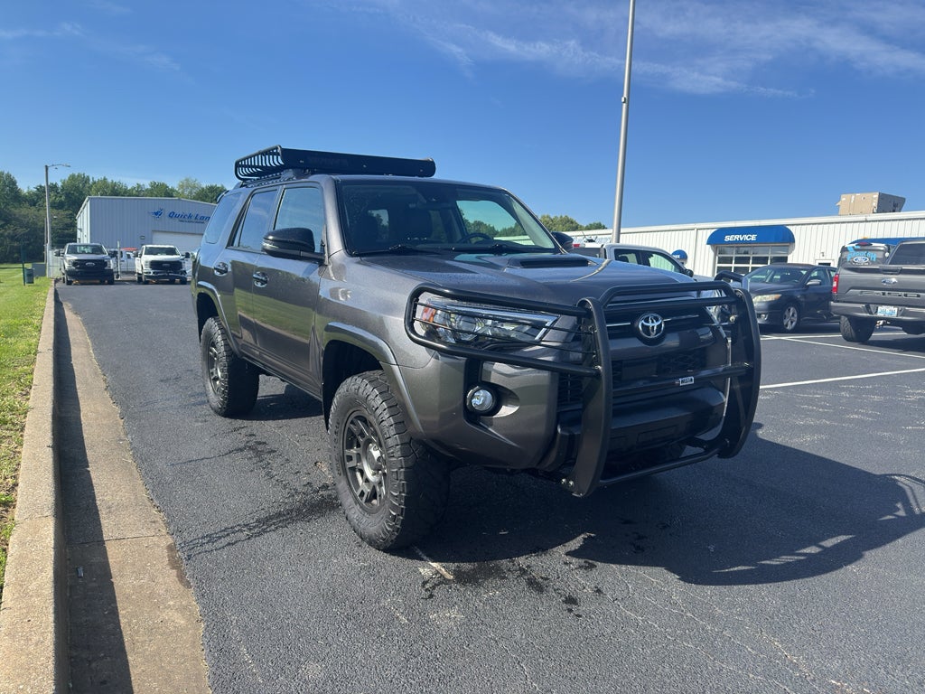 2020 Toyota 4Runner Venture