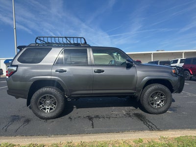 2020 Toyota 4Runner Venture