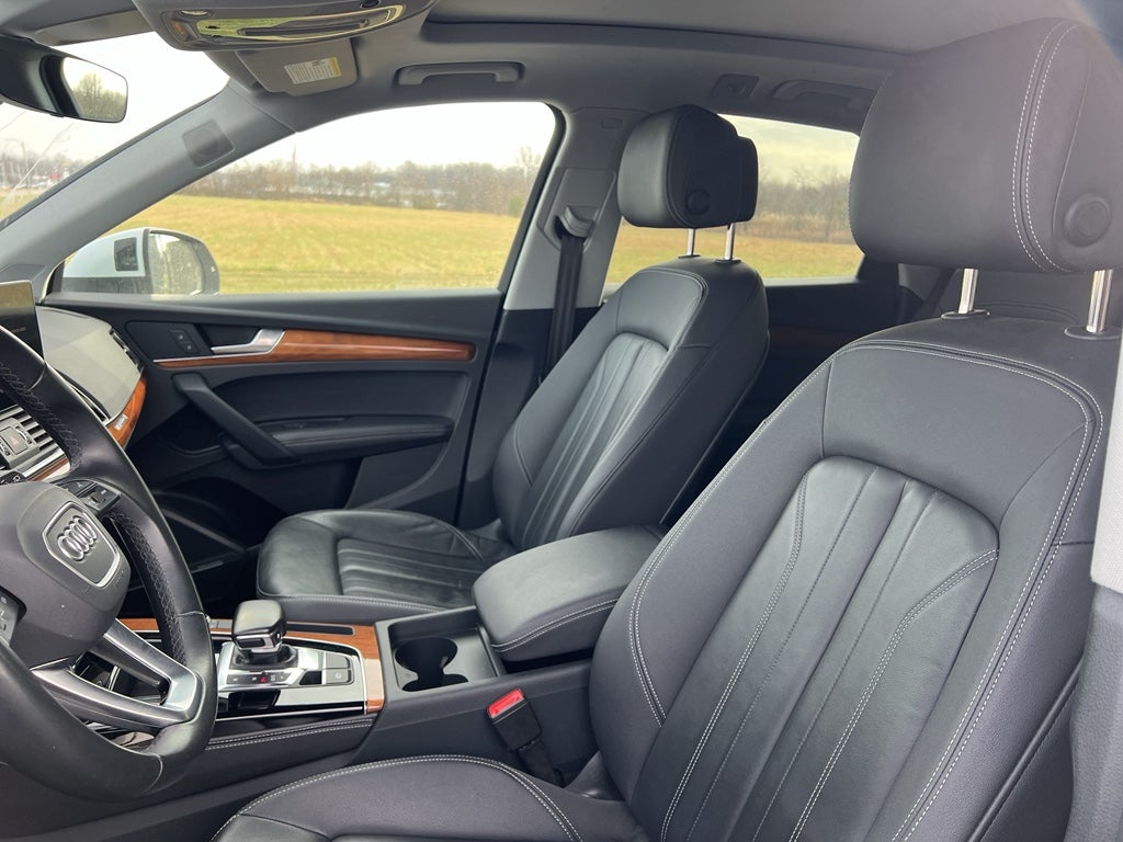 2023 Audi Q5 S line Premium Plus