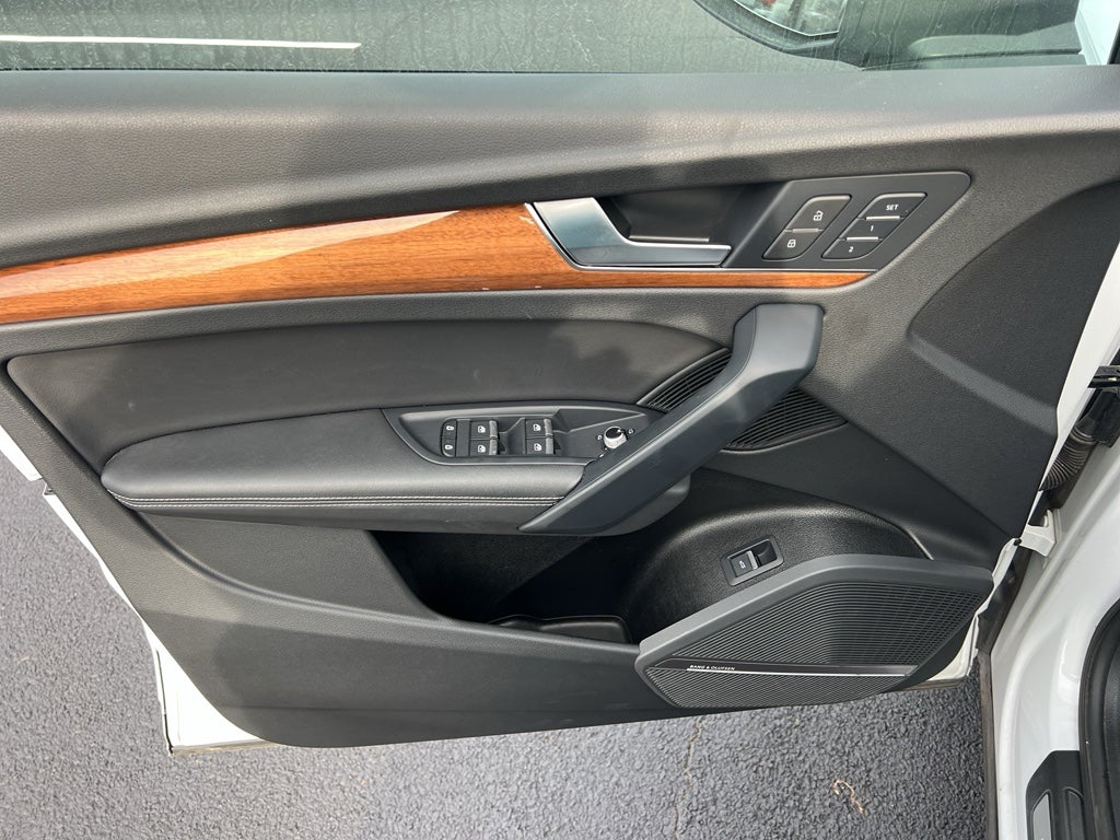 2023 Audi Q5 S line Premium Plus