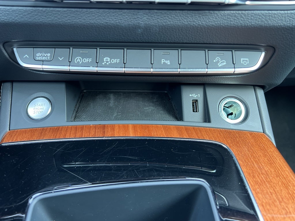 2023 Audi Q5 S line Premium Plus