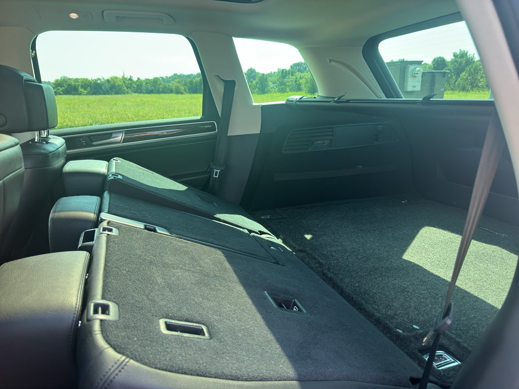 2015 Volkswagen Touareg Lux