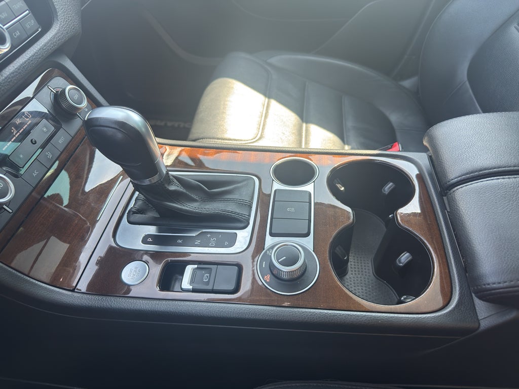 2015 Volkswagen Touareg Lux
