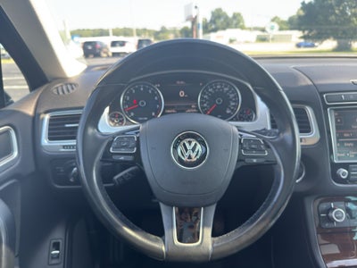 2015 Volkswagen Touareg Lux