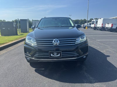 2015 Volkswagen Touareg Lux