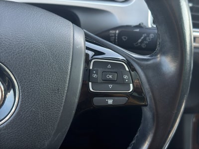 2015 Volkswagen Touareg Lux